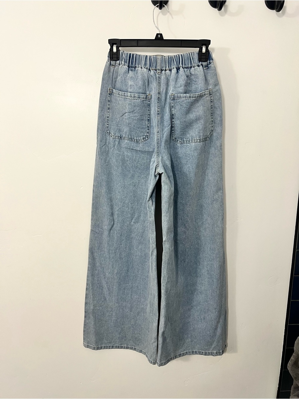 Wide Leg Light Wash Denim Jeans with Drawstring Waist - Picture 2 of 5